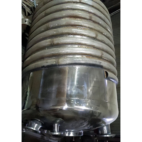 Ss316 Limped Coil Mixing Reactor - Color: Silver