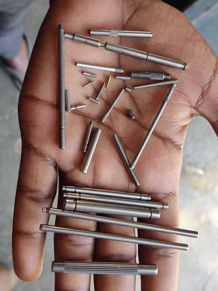 Knurled Pins