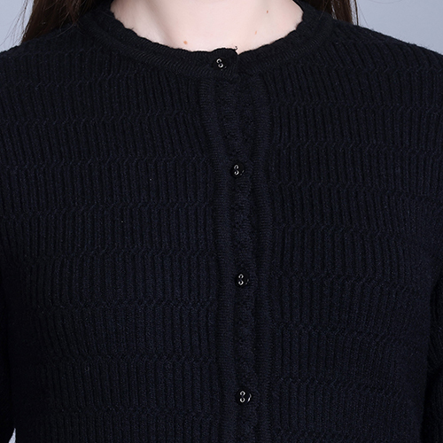LADIES WOOLEN SHORT CARDIGAN