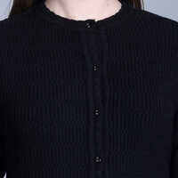 LADIES WOOLEN SHORT CARDIGAN