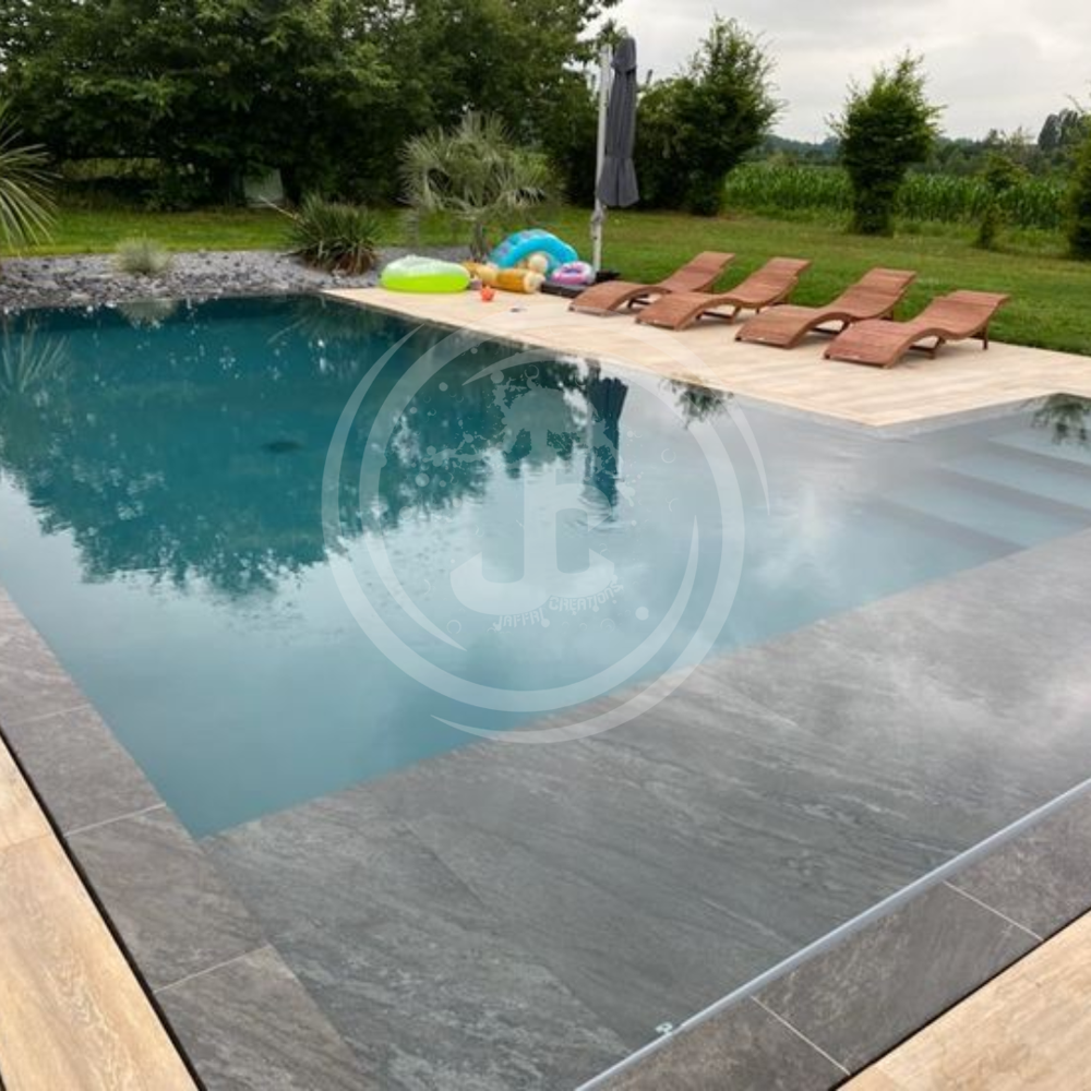 Overflow Swimming Pool - Color: Sky Blue