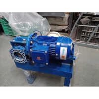 Belt Type Oil Skimmer - Stainless Steel, Blue Color | Automatic Operation, 1 Year Warranty