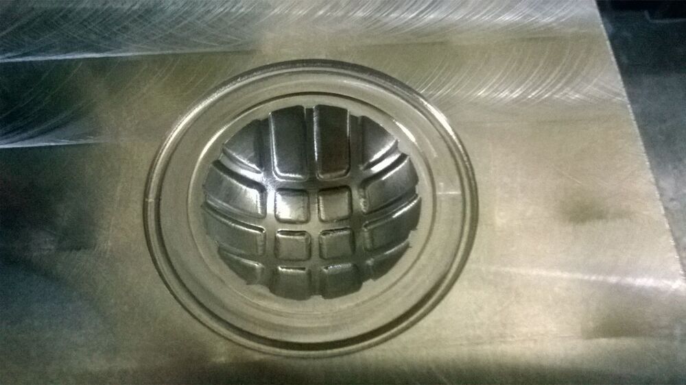 Plastic Injection Mold - Color: Silver