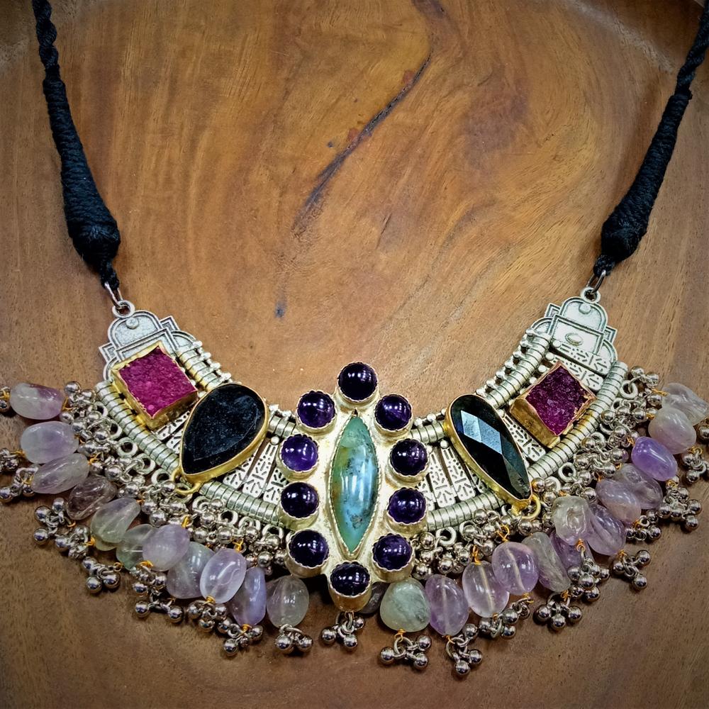 Handmade Necklace Set - Gender: ]