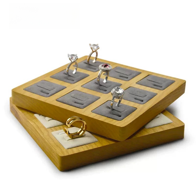 Tree wood ring tray for 9 rings with varnished finishing