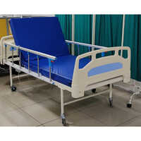 Single Fowl With Aluminium Railing Wheel Cot