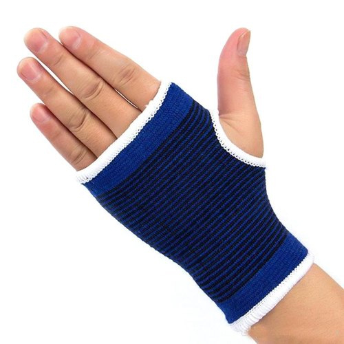 Palm Support - Dimension (L*W*H): 18 A  18 A  5  Centimeter (Cm)