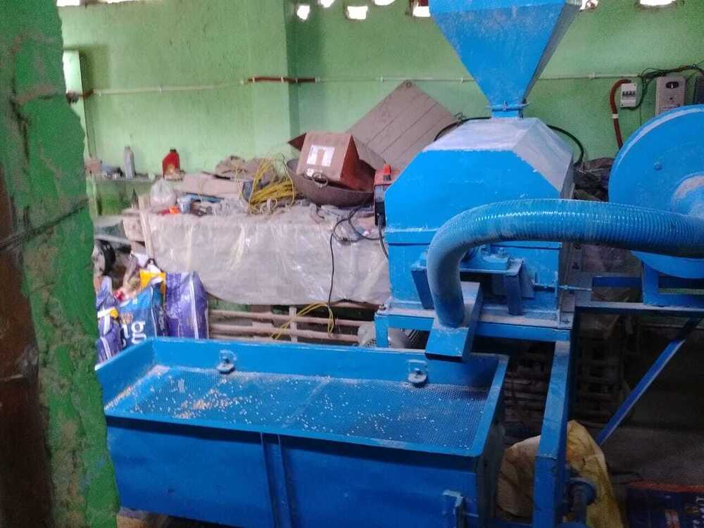 Roasted Chana Peeling Machine