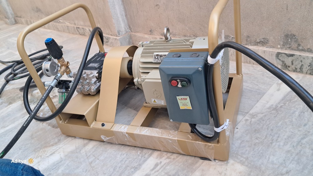 350 Bars Premium Cold High Pressure Washer - Usage: Industrial