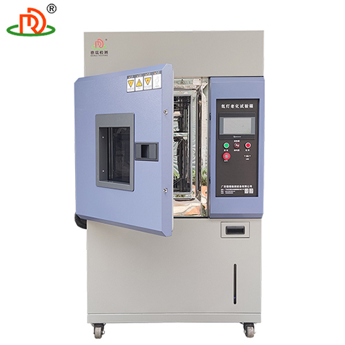 Xenon Accelerated Aging Test Chamber For Packaging Materials - Number Of Specimens: Multiple