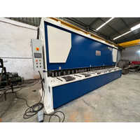 Hydraulic Guillotine Shear - Mild Steel Cutting Machine | 0.5-30 Mm Thickness, Semi-automatic, 440v, Blue, 2-year Warranty