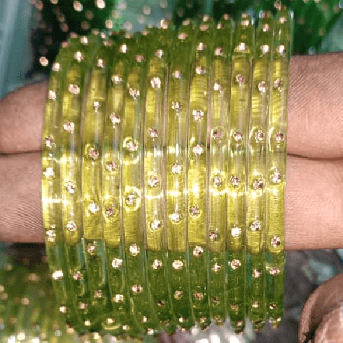 24 Nag Bangle