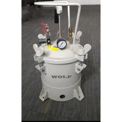 Air Pressure Tank - Color: White