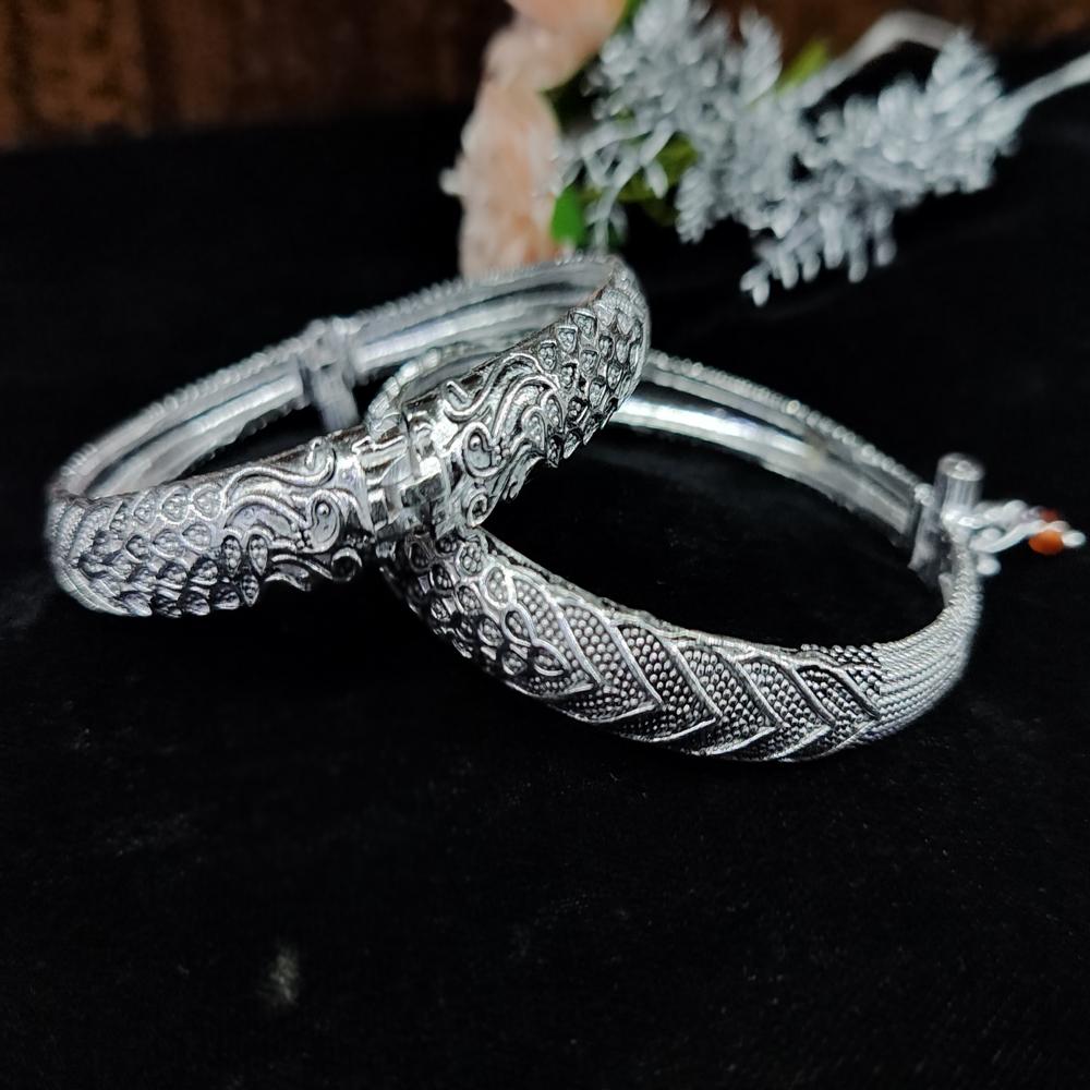 Traditional Silver Kada Payal at INR in Kolkata Sangita