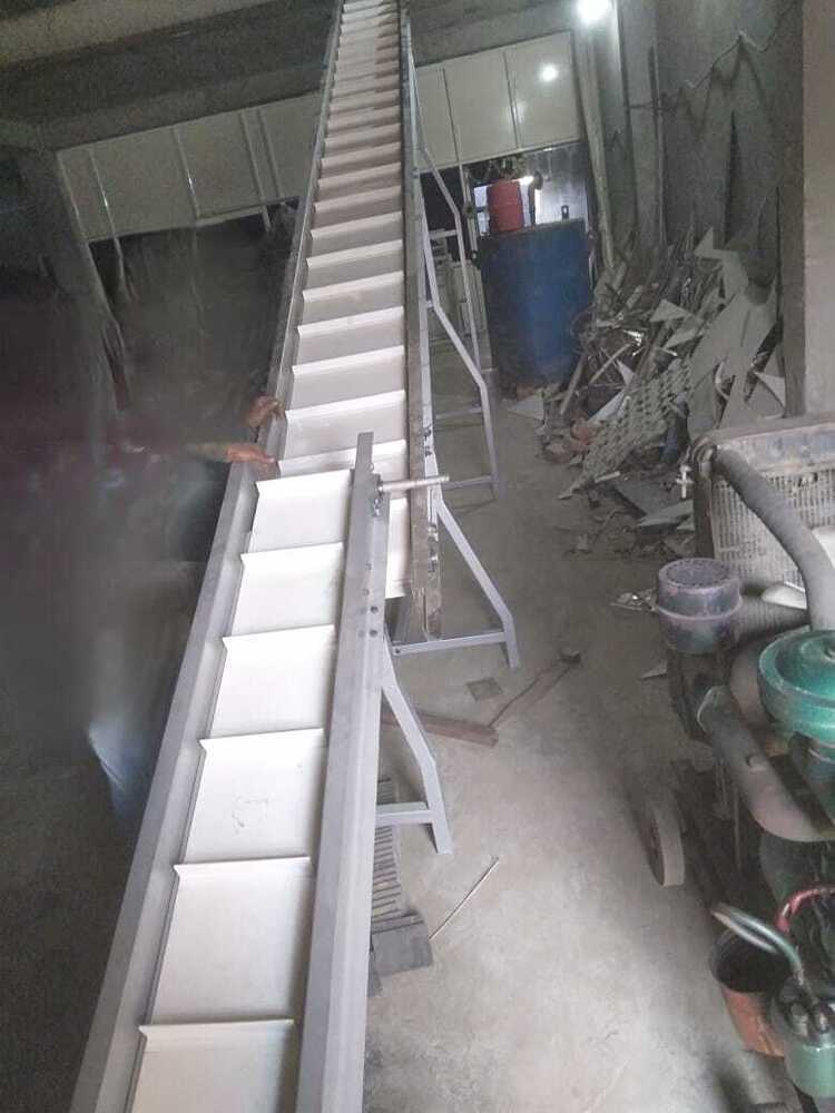 Ss Belt Conveyor Machine - Color: Grey