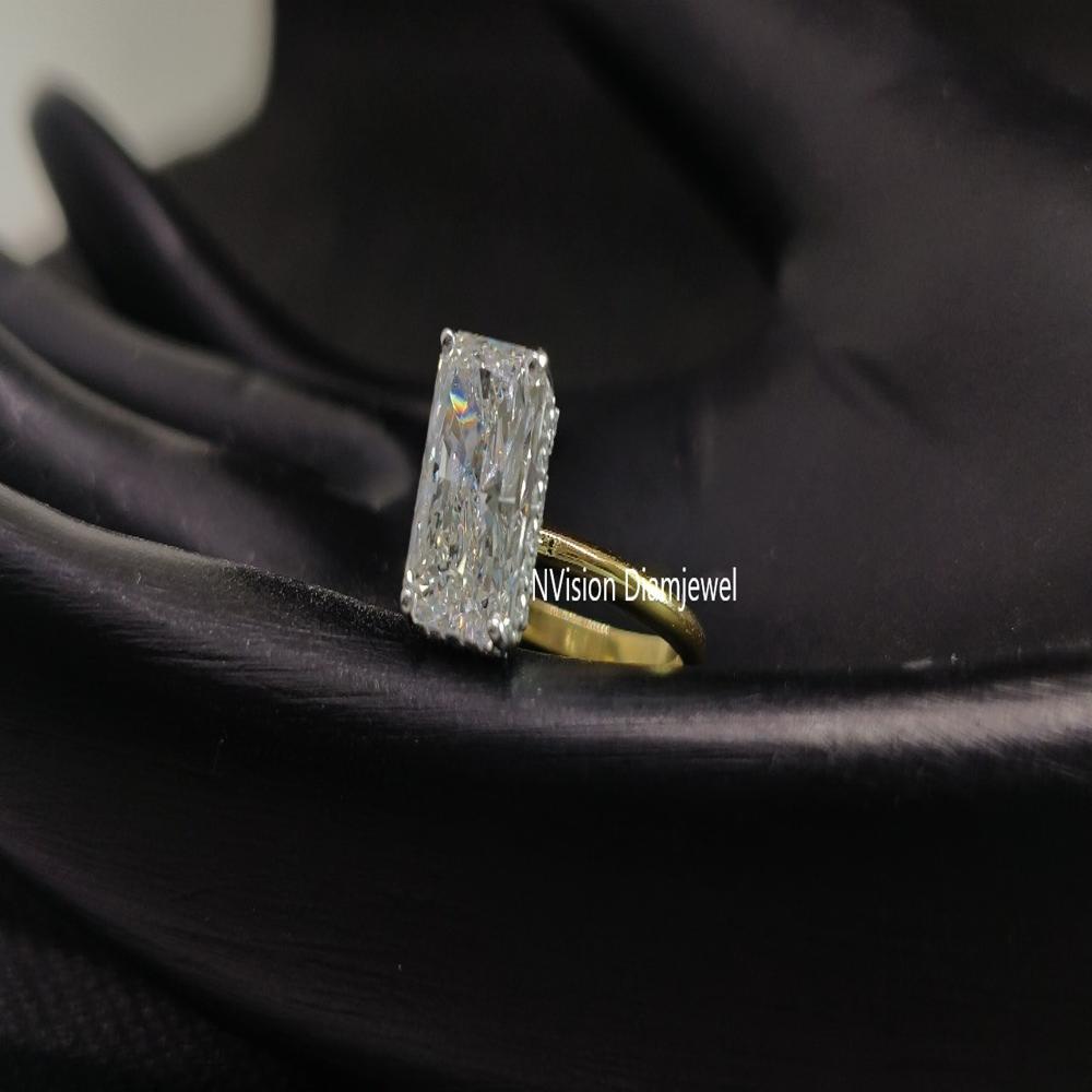 Lab Grown Radiant Cut Solitaire Ring - Diamond Carat Weight: 2.68 Carat