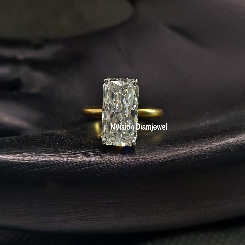 Lab Grown Radiant Cut Solitaire Ring - Diamond Carat Weight: 2.68 Carat