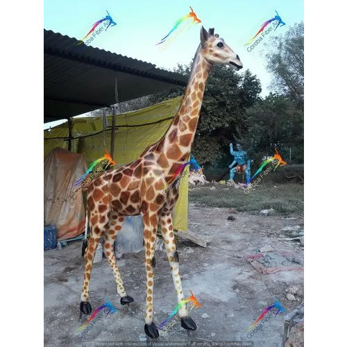 Fiber Giraffe Statue