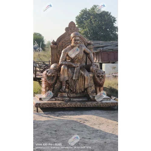 Chhatrapati Shivaji Maharaj Statue on Singhasan