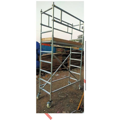 012 Aluminium Scaffolding Ladders - Size: 750X1940