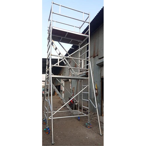 017 Aluminium Scaffolding Ladders - Size: 1350X1940