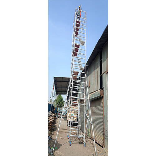 018 Aluminium Scaffolding Ladders - Size: 1350X1940