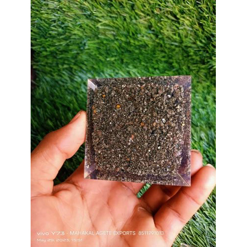 Peru Pyrite Orgonite Piramind - Color: Purple