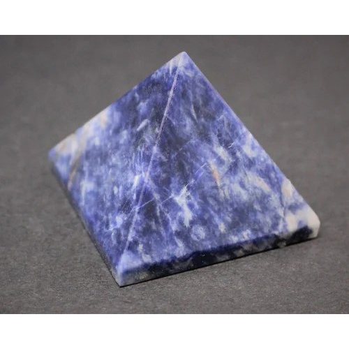 Natural Stone Sodalite Piramind size 50 55 mm