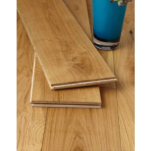 Engineer Wooden Oak Flooring Thick 10 Mm - Color: Brown