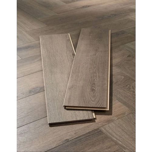 Laminate Wooden Flooring - Feature: Anti-Slip