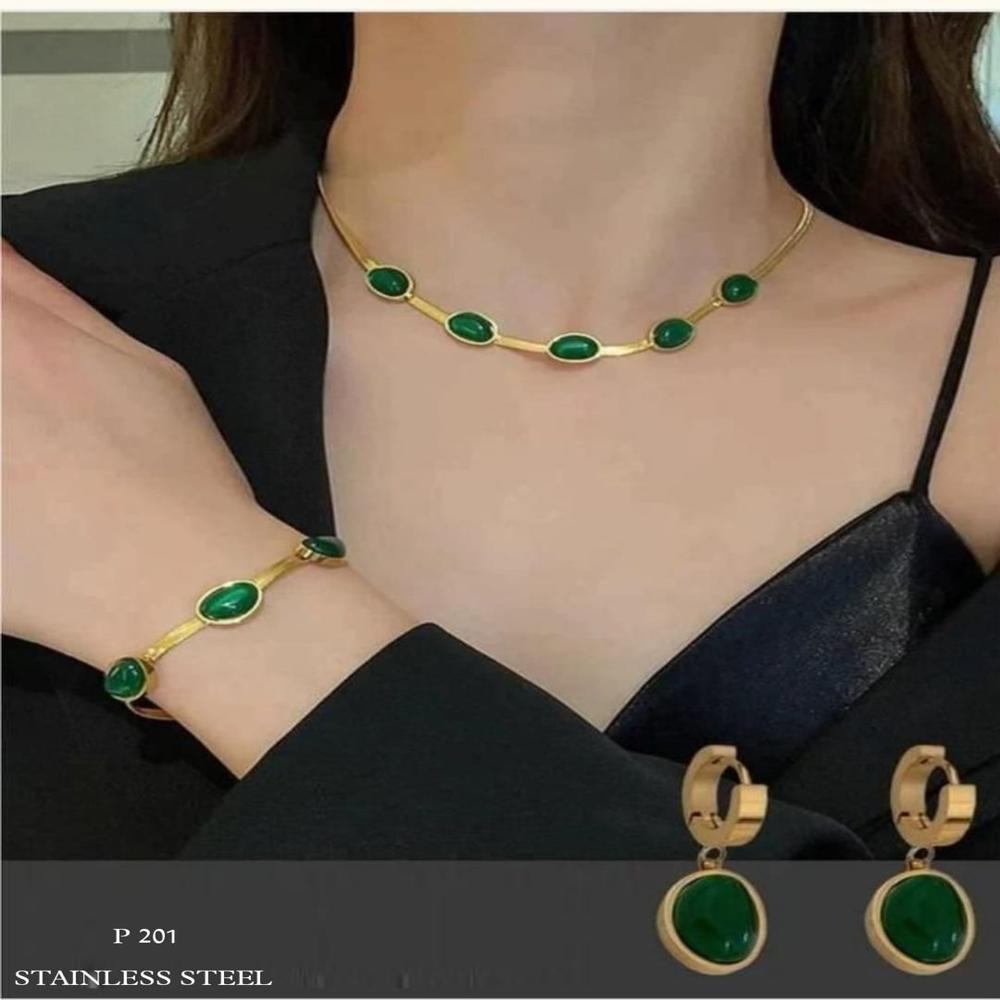 Elegant Jewelry Set - Gender: [