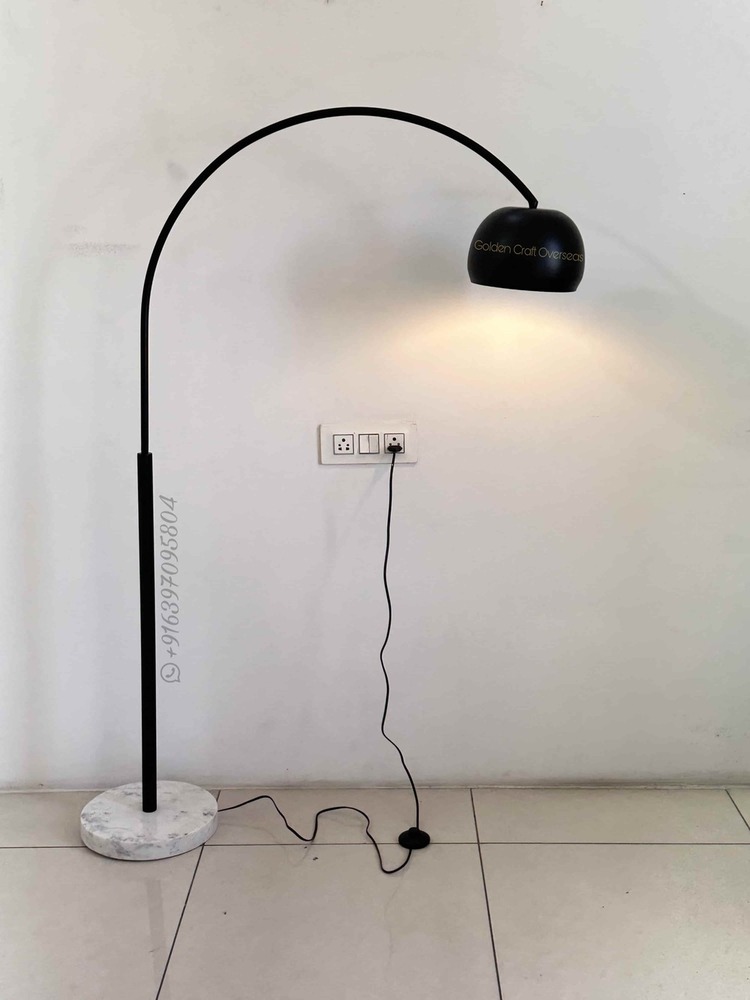 IRON FLOOR LAMP