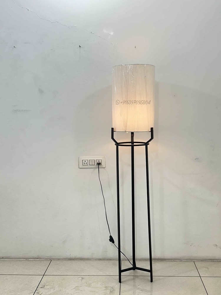 UNIQUE FLOOR LAMP