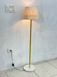 BRASS FLOOR LAMP