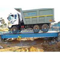 Electronic Iron Truck Weighbridge - 40 Tonne Mild Steel, Customizable Size, 220 Volt Input | Durable Industrial Weighing Solution For Heavy Vehicles
