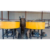 Fully Automatic Paving Block Making Machine - Capacity: 2500 Kg/hr