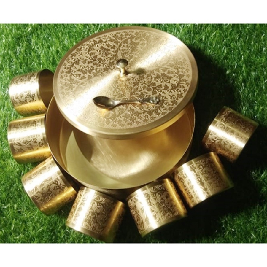 Brass Masala Box With Full Embossed On Lid Box And Bowls - Color: Golden