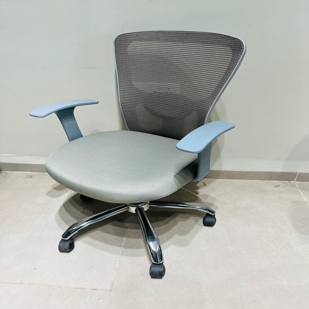 Revolving chair