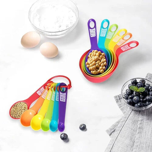 Plastic Measuring Spoons - Color: Multi Color