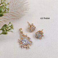 Deisgner  AD Pendant Set
