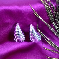 Cashew-Inspired Glam Earringss