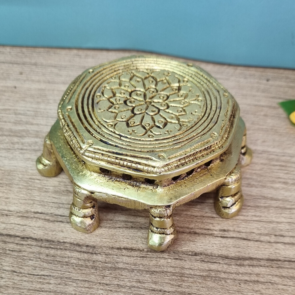 Aakrati Handicraft Brass Chowki For Home Temple - Small Stand - Table Metal Furniture To Put Any Small Showpiece - Unique Antique Look Indian Handmade Metal Cra