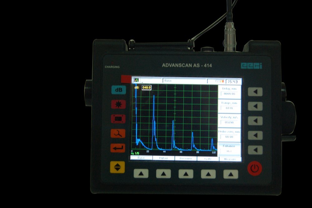 Ultrasonic Portable Flaw Detector - Color: Black
