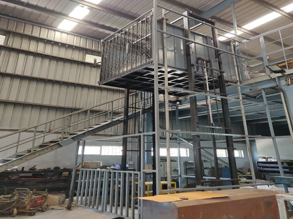 Hydraulic Loading Platform