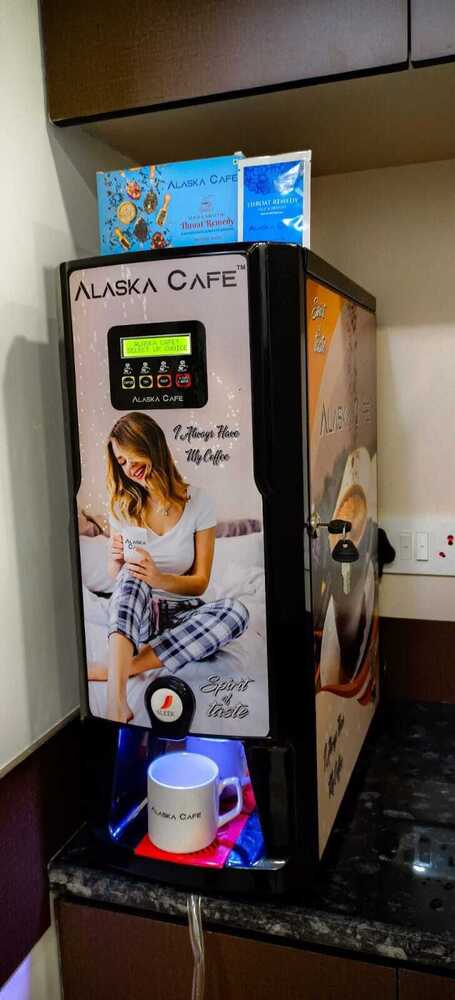 ALASKA CAFE 3 OPTION COFFEE VENDING MACHINE