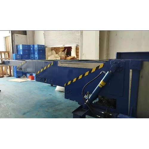 Telescopic Conveyor - Belt Type: Requirement Based
