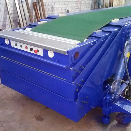 Telescopic Conveyor - Belt Type: Requirement Based