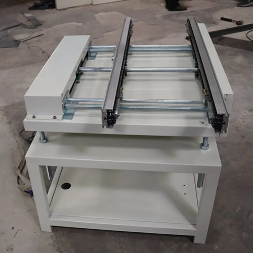 Single Sided Input Conveyor Wave Soldering - Material: Mild Steel