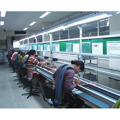 Motorised Single Sided Mi Line Conveyor - Material: Mild Steel