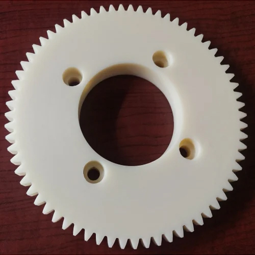 White Polyamide Gear - Processing Type: Die Casting